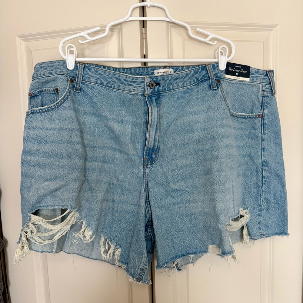 Abercrombie & Fitch High Rise “The Loose Short” – Curve Love